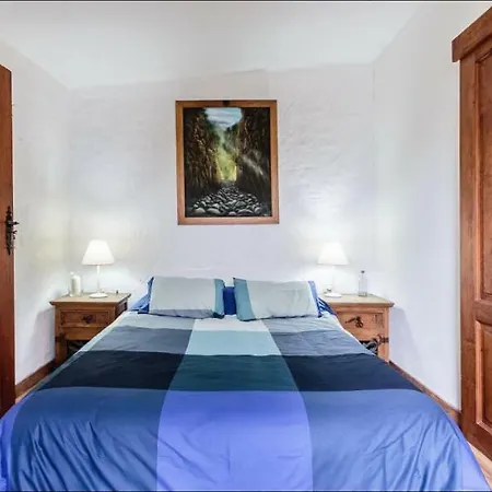 Casa Cora Con Jacuzzi 度假居