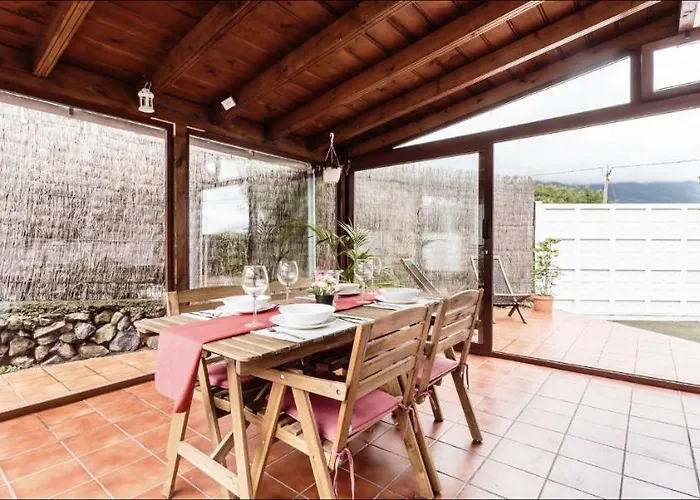 Casa Cora Con Jacuzzi בית נופש Breña Baja